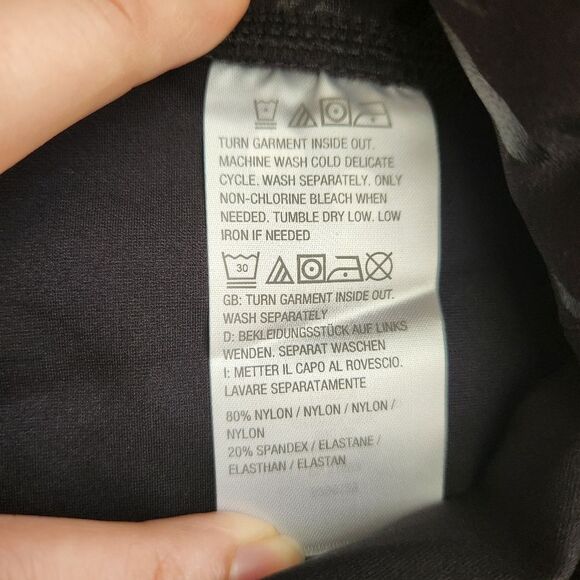 NWOT Zuda Foil Printed Athletic Leggings Zebra Stripe - Picture 6 of 10